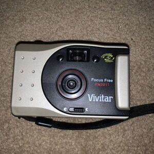 Vivitar Focus Free PN2011 35mm Camera Untested